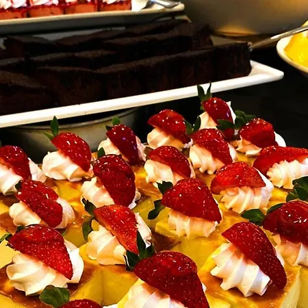 Orange Paradise 4* 시데