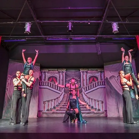 Orange Paradise 호텔 시데